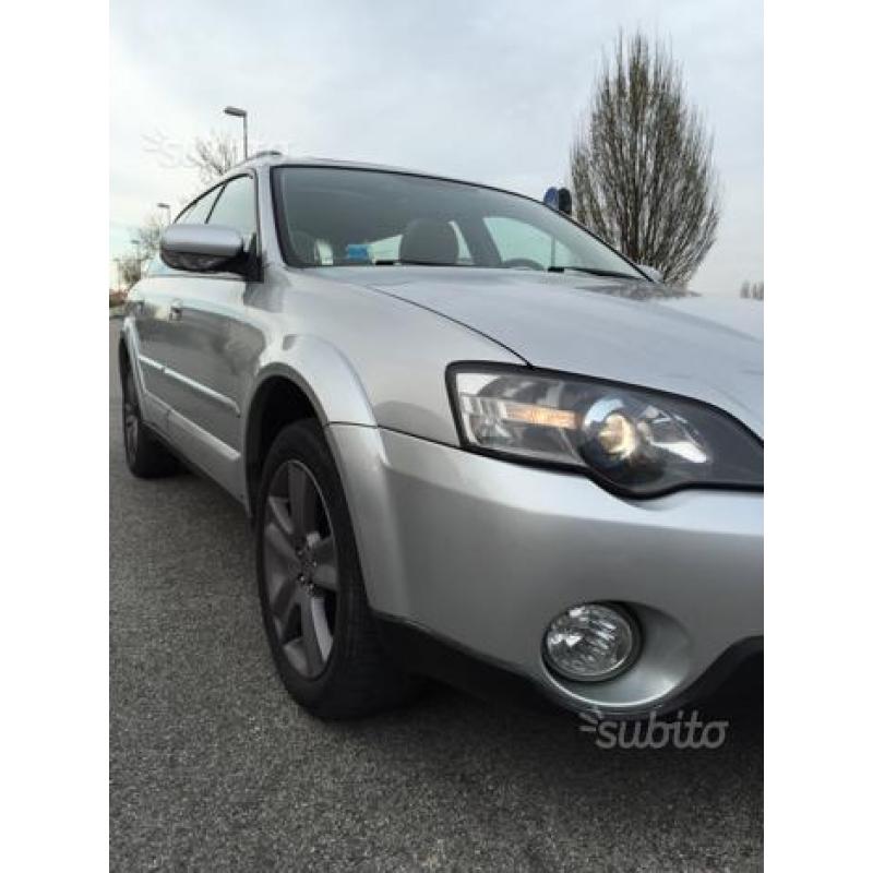 Subaru outback 3.0 con gpl