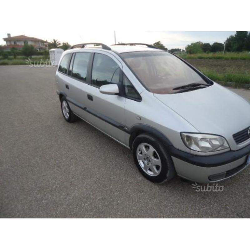 OPEL Zafira 80 cv 19 a litro anche neopatentati