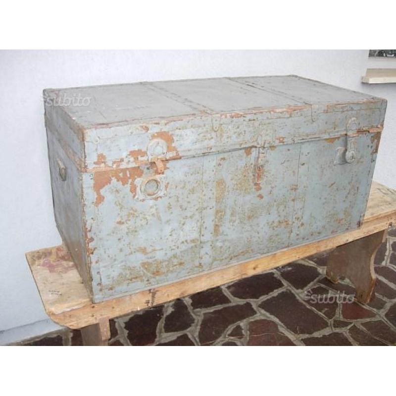 Baule antico vintage originale dipinto