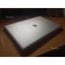 MacBook Pro 17 2.9ghz con SSD+HDD TOP