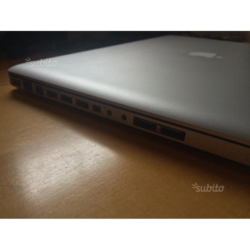 MacBook Pro 17 2.9ghz con SSD+HDD TOP