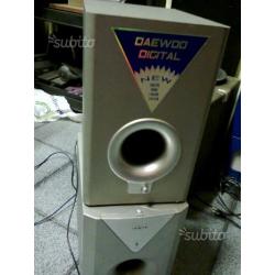 2 subwoofer attivi DAEWOO;TEAC