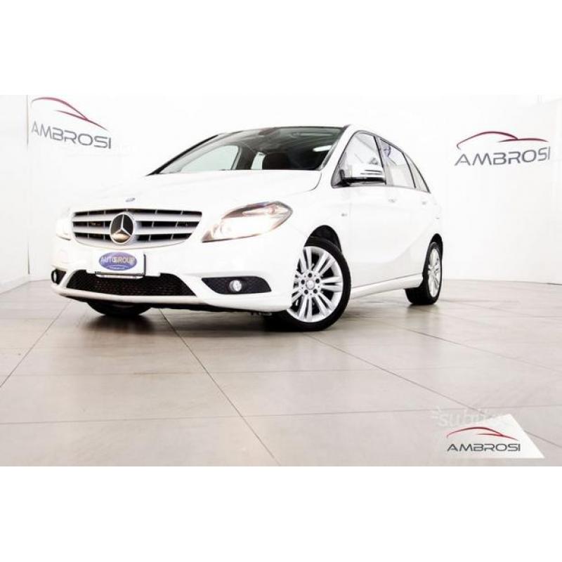 MERCEDES-BENZ B 200 CDI 136 CV EXECUTIVE