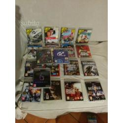 PS3 320Gb + 20 giochi ed accessori