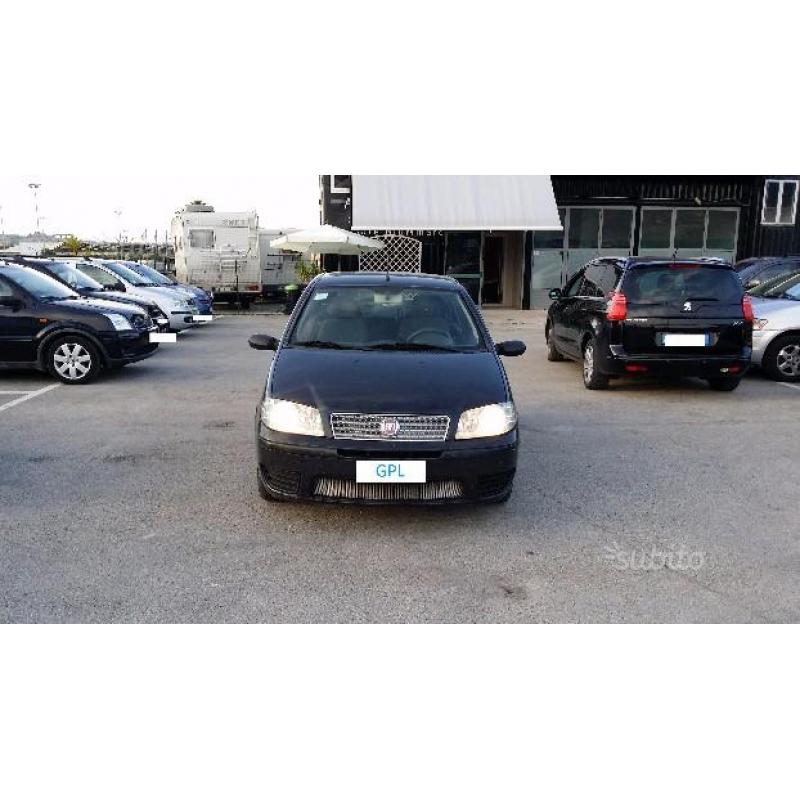 FIAT Punto 2ª serie - 2005 GPL