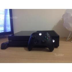 Xbox one più pad e 2 giochi