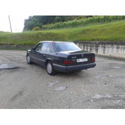 MERCEDES Serie E 200 GPL