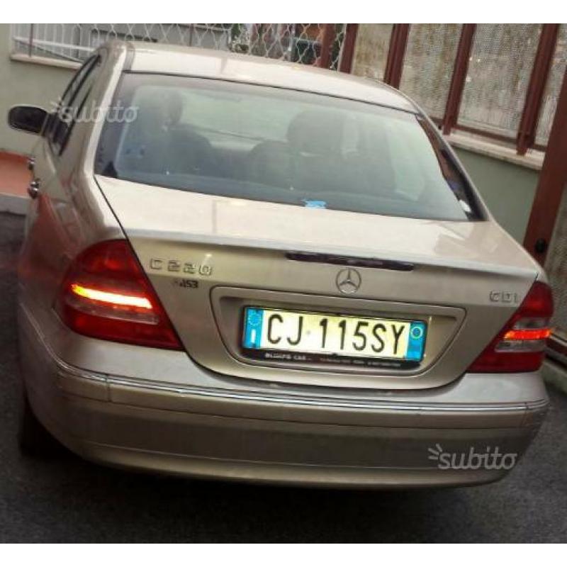 MERCEDES Classe C 220 - 2003