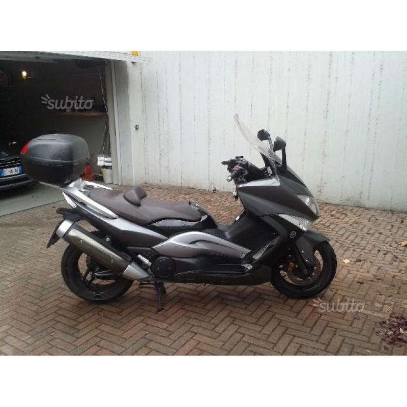 Yamaha T Max - 2008