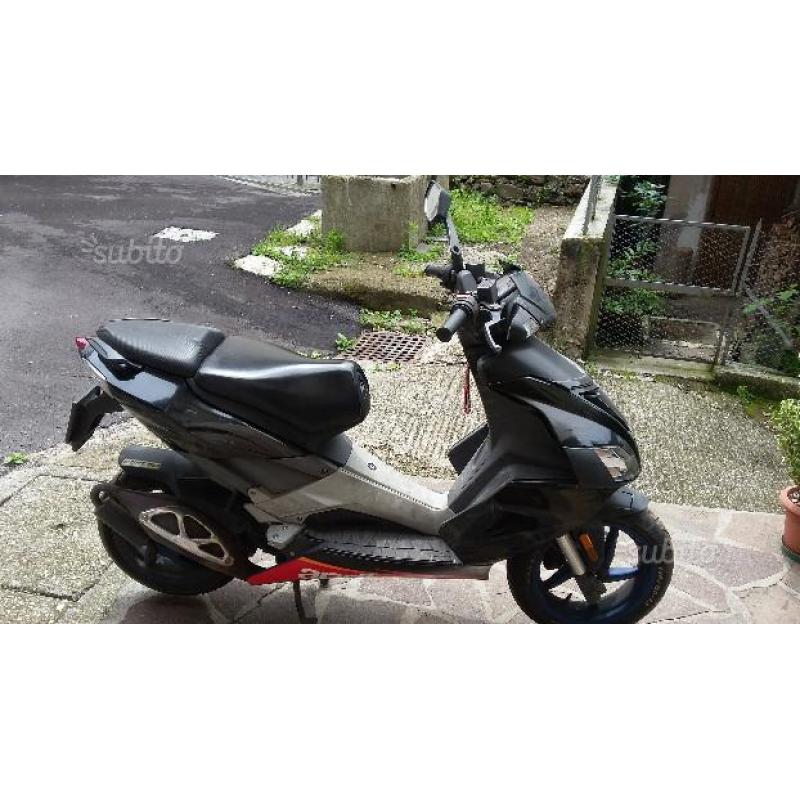 Aprilia SR 50 - 2009