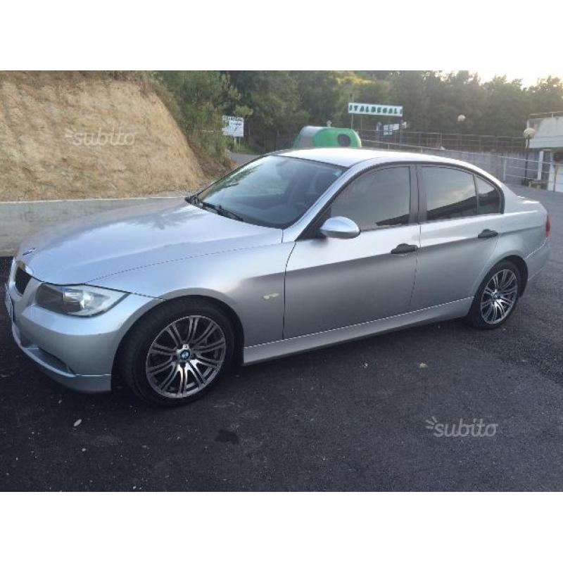 BMW Serie 3 (E90/E91) - 2006