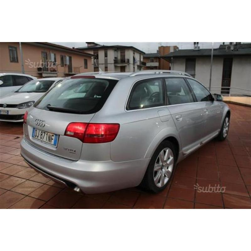 AUDI A6 allroad 3.0 V6 TDI F.AP. tiptronic VEDI