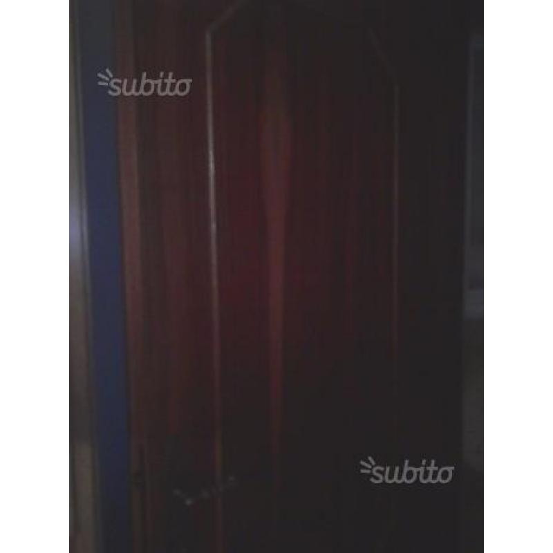 Porte x interno in legno tenute bene