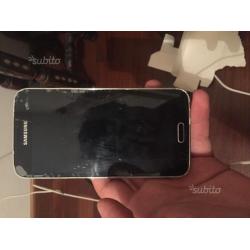 Samsung galaxy s5 con vetro rotto