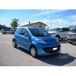 Peugeot 107 1.000 active