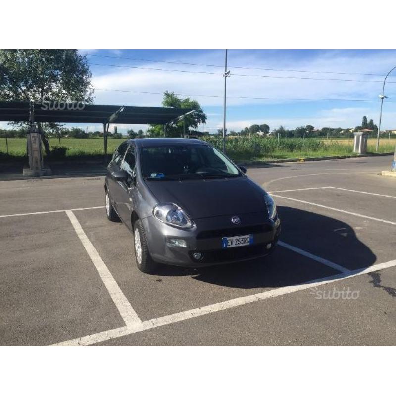 FIAT Punto 1.4 70cv Natural Power Lounge - 2014