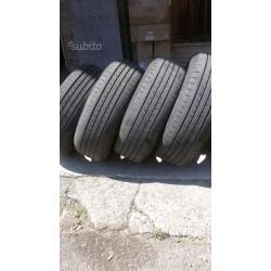 Gomme estive Goodyear efficent greep 215 60 17