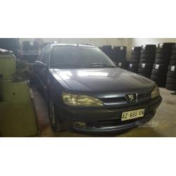 PEUGEOT 306 1.6i cat Station Wagon XR