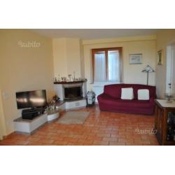 Villa a Belvedere Ostrense, 4 locali