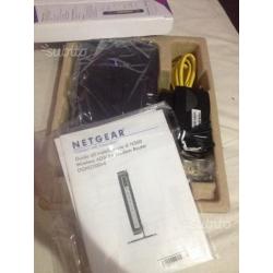 Modem Router Netgear n300 DGN2200