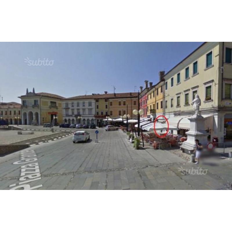 Negozio a Palmanova, piazza GRANDE, 7, 1 locali