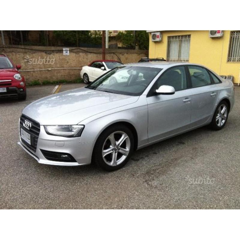 AUDI A4 2.0 TDI 143cv S-TRONIC 2012