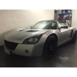 Opel Speedster 2.2