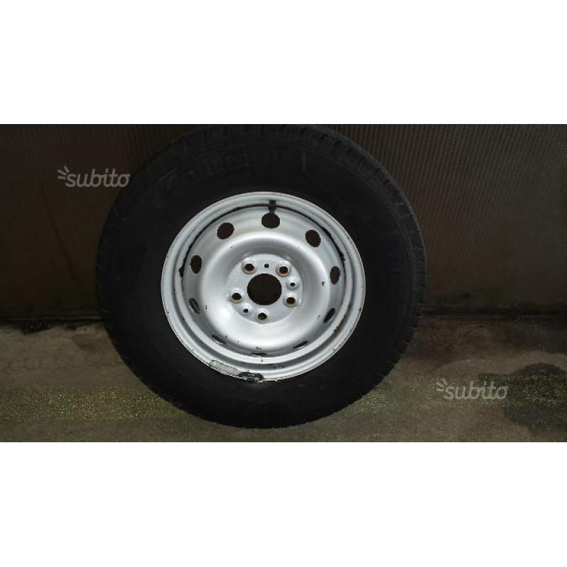 Cerchio e gomme per Fiat Ducato x250