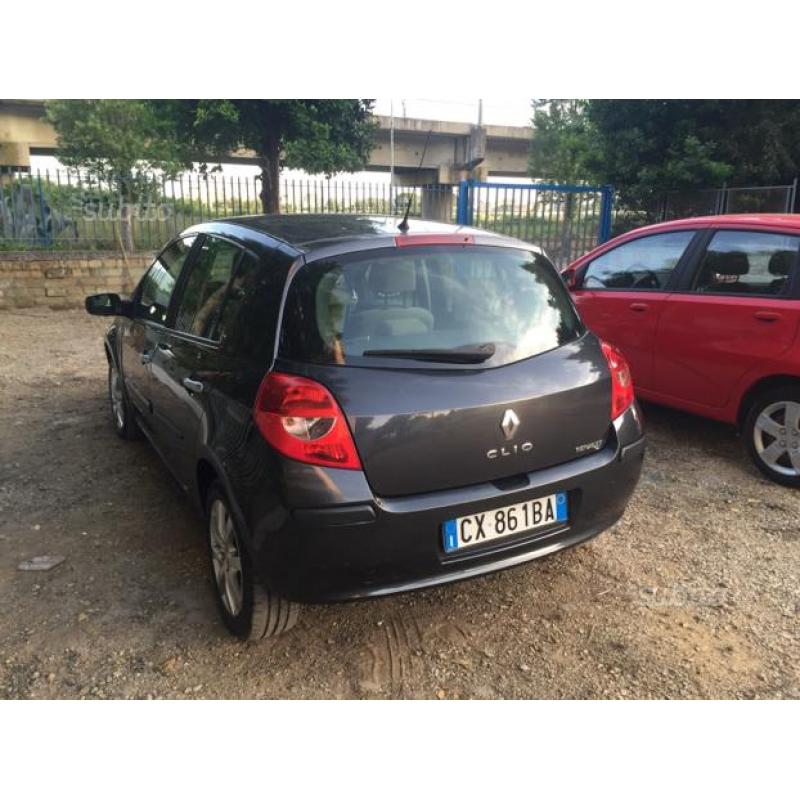 Renault clio 1.5 dci anno 2006