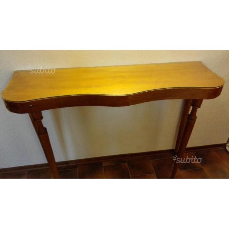 Consolle in legno con piano in vetro