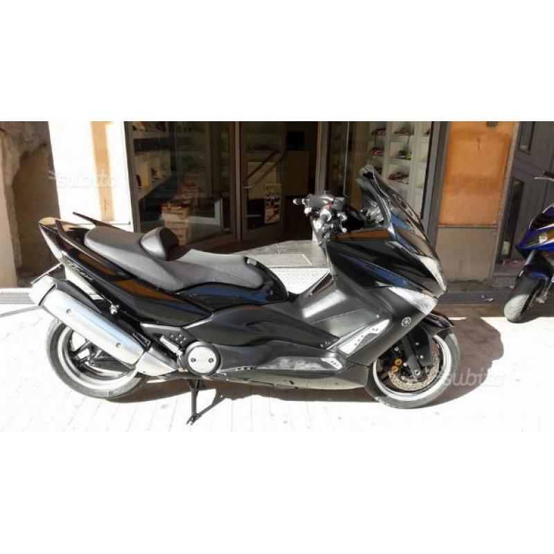 Yamaha T Max - 2010