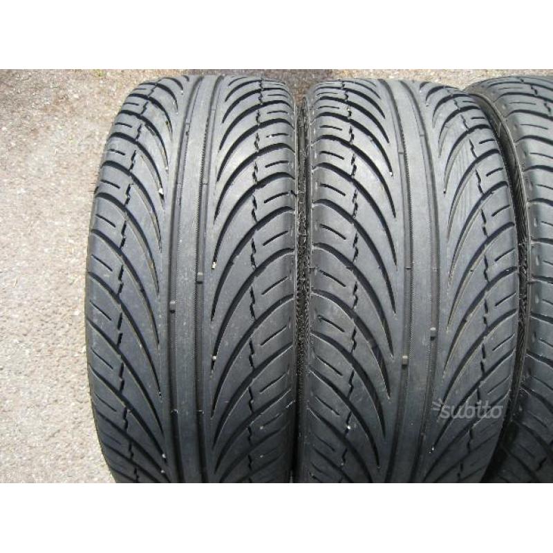 Gomme 225 40 18