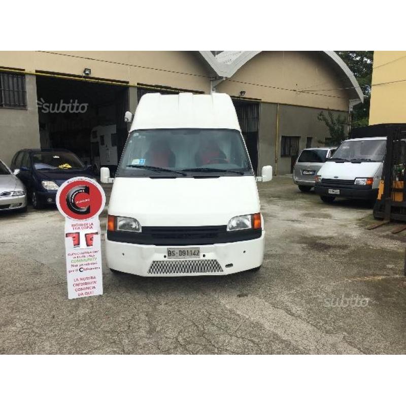 Ford transit camperizzato