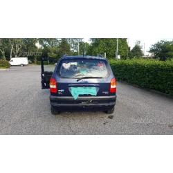 OPEL Zafira - 2002