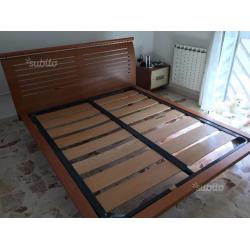 Letto matrimoniale in legno massello