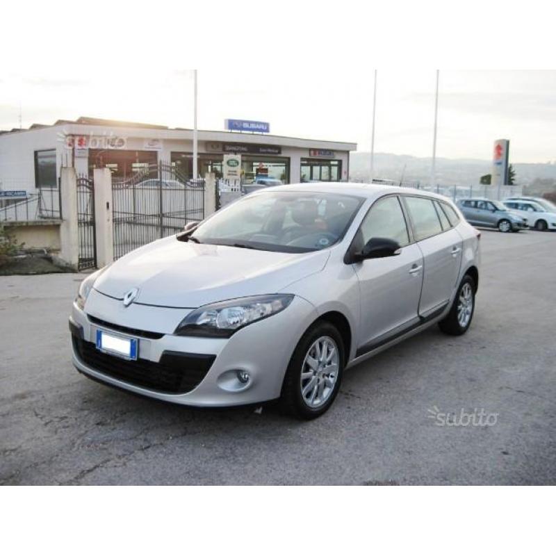 Renault Sportour Attractive Navi Dci