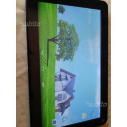 Tablet Ippo con custodia e tastiera