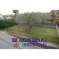 Villa a Trecastagni, 6 locali