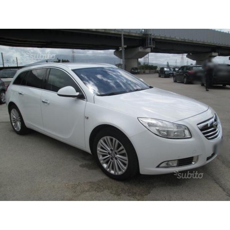 OPEL Insignia 2.0 CDTI COSMO SW - 2013