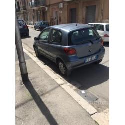 Toyota yaris full