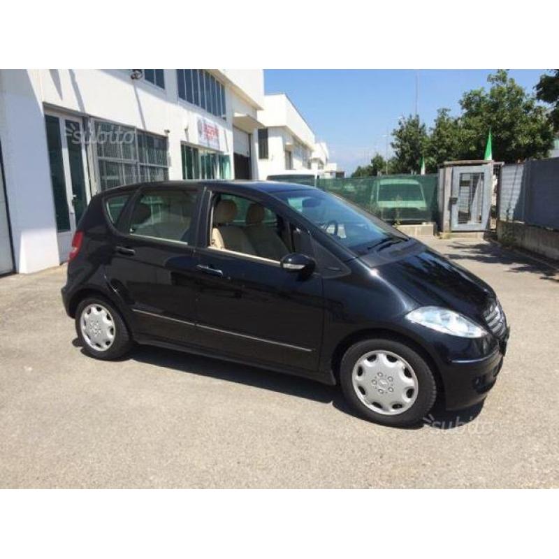 Mercdes A180 CDI PELLE