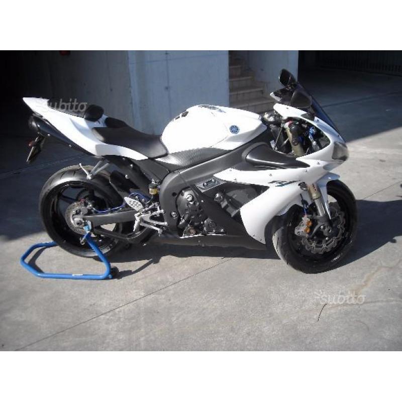 Yamaha YZF R1 - 2005