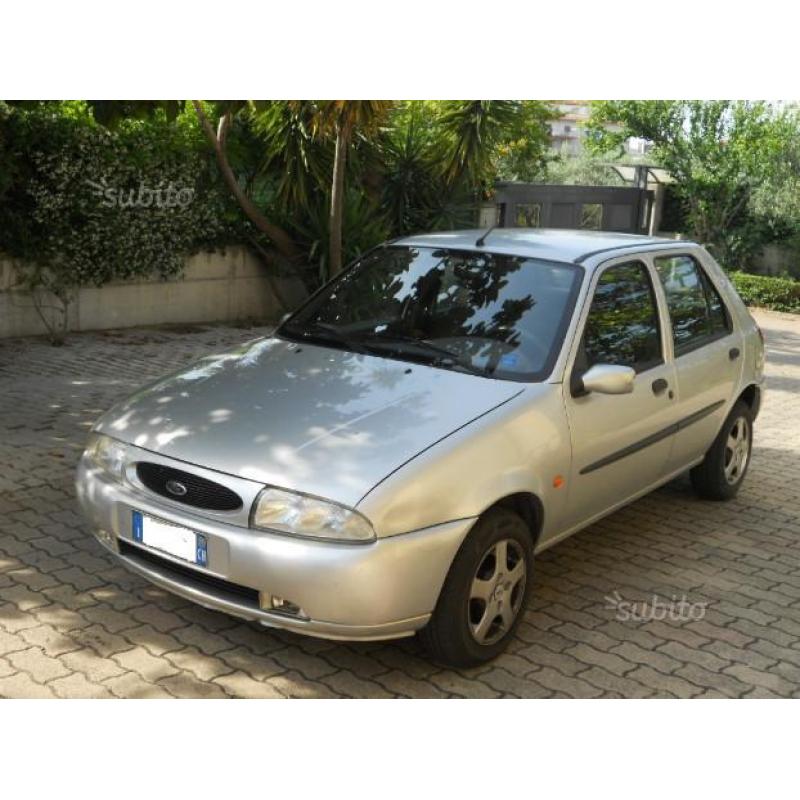 FORD Fiesta 1.8 diesel cat 5p Studio - 1999