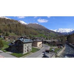 Ai piedi del monte rosa (champoluc)