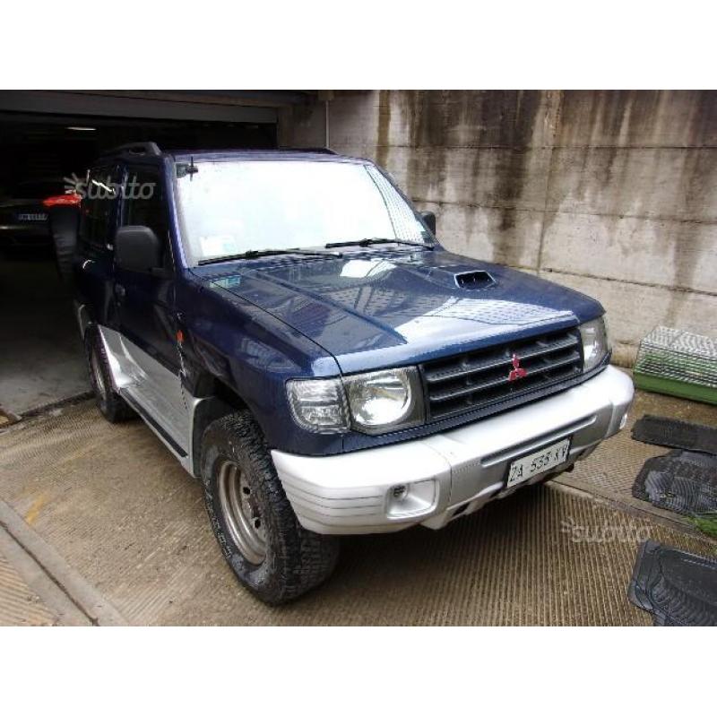 Mitsubishi Pajero 2.8 autocarro 1997