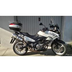 Suzuki V Strom DL 650 - 2011