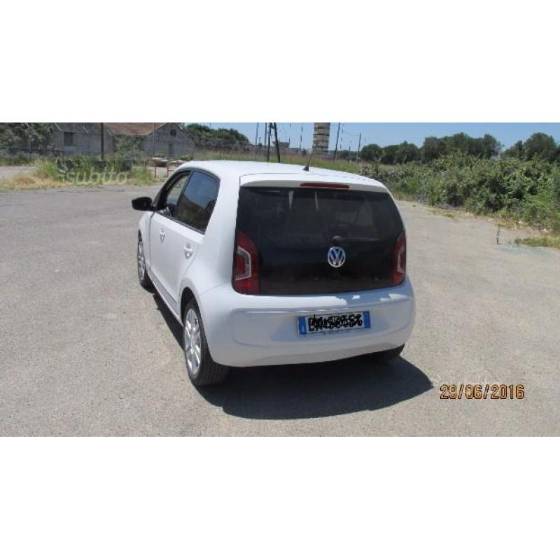 VOLKSWAGEN up - 2013