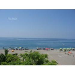 Trilocale sulla spiaggia ed in pieno centro