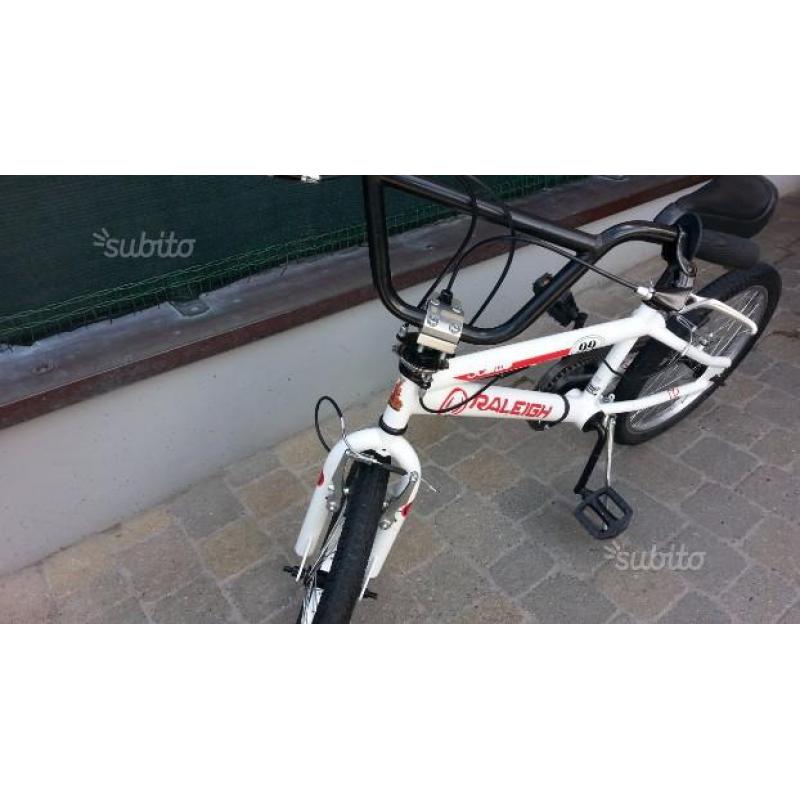 Bici bmx ruote 20 marca releigh scatto