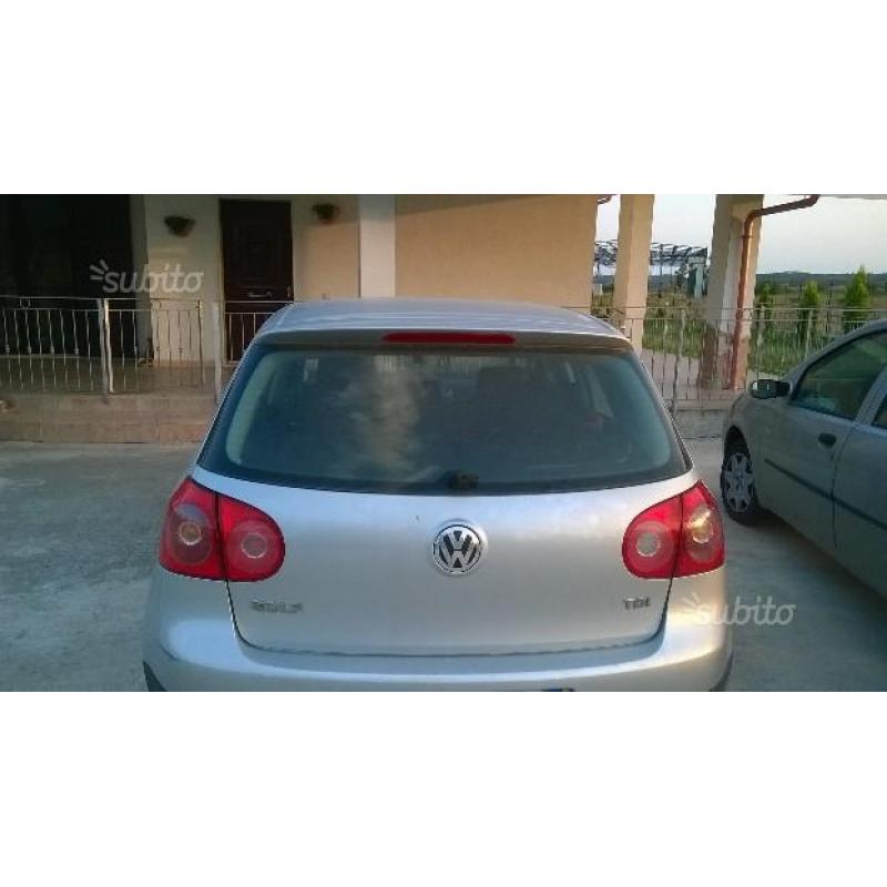 VOLKSWAGEN Golf 5ª serie - 2005